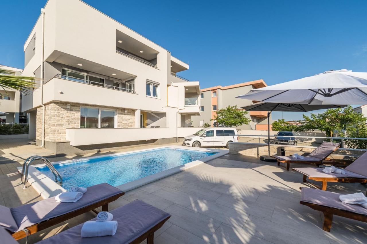 Apartments & Rooms Danivan Pool Villas B Novalja Zewnętrze zdjęcie
