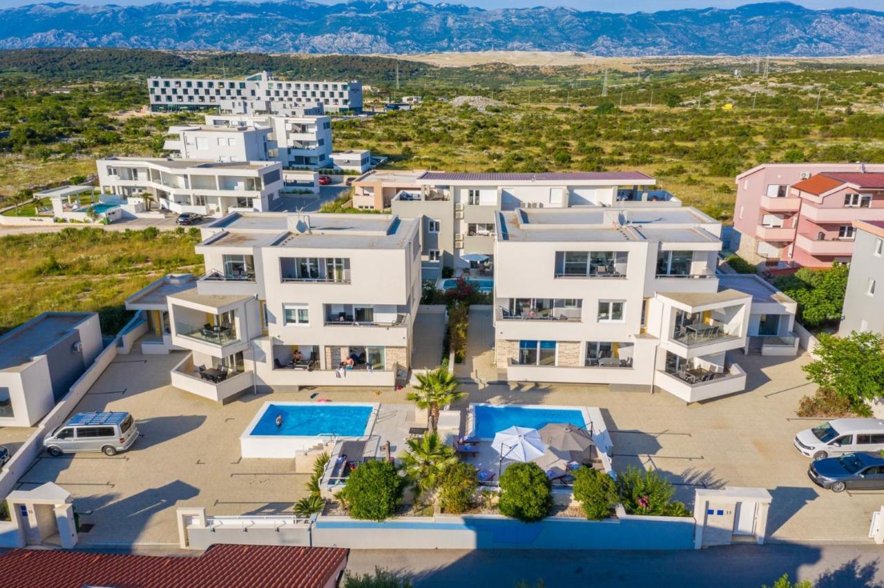 Apartments & Rooms Danivan Pool Villas B Novalja Zewnętrze zdjęcie
